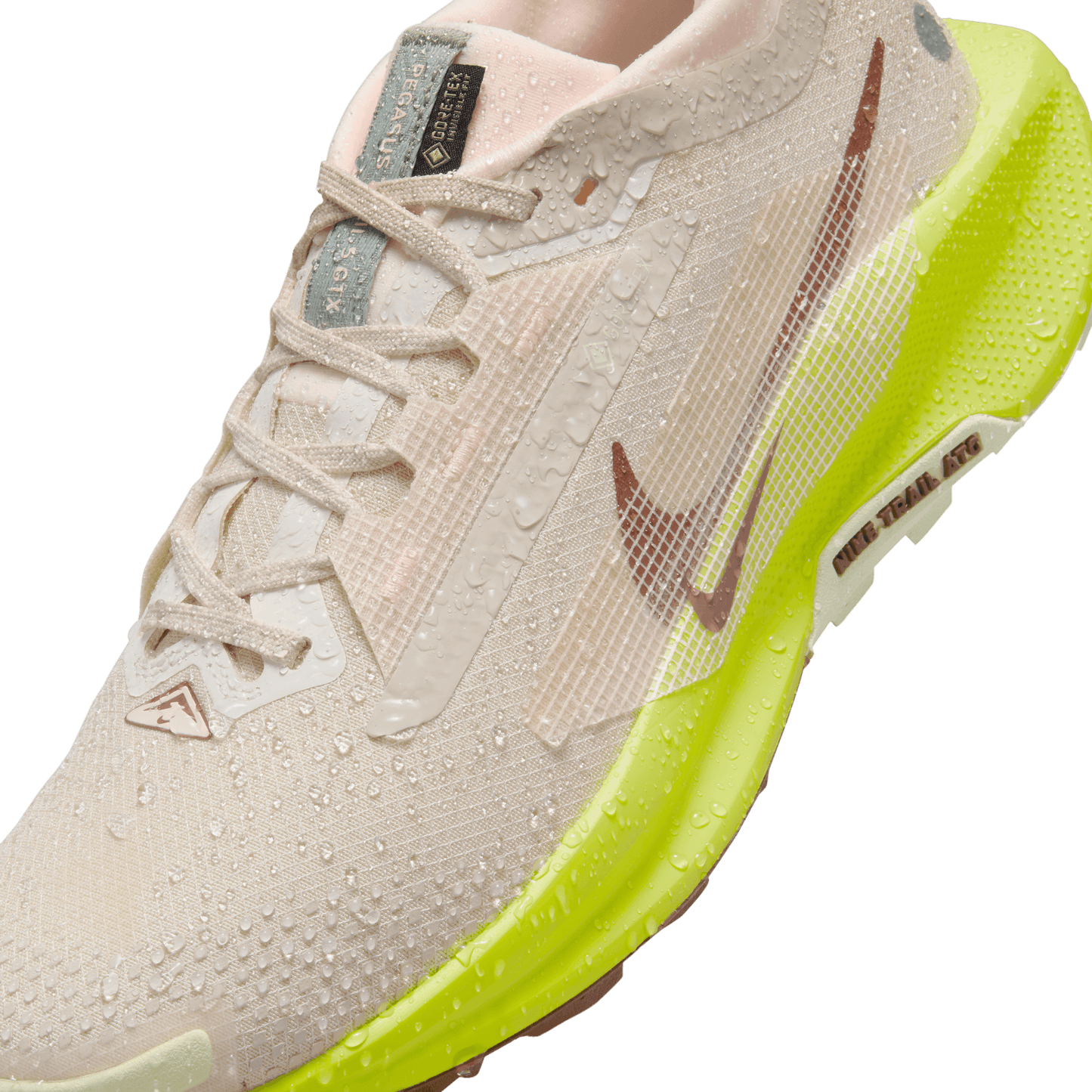 NIKE React Pegasus Trail 5 GORE-TEX (101 - Sanddrift/Dark Pony-Cyber-Life Lime)