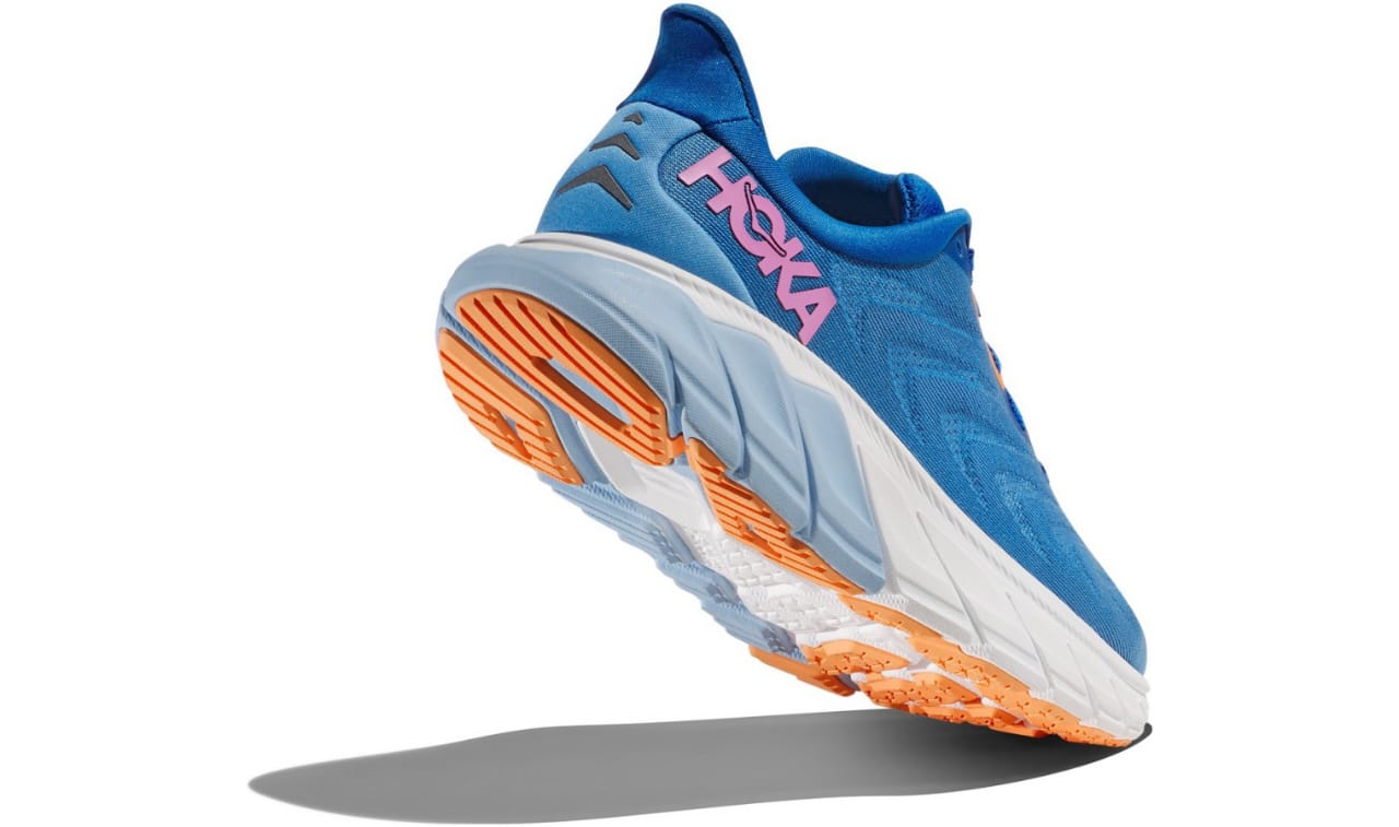 Hoka One One Arahi 6 " 1123195 AACS"