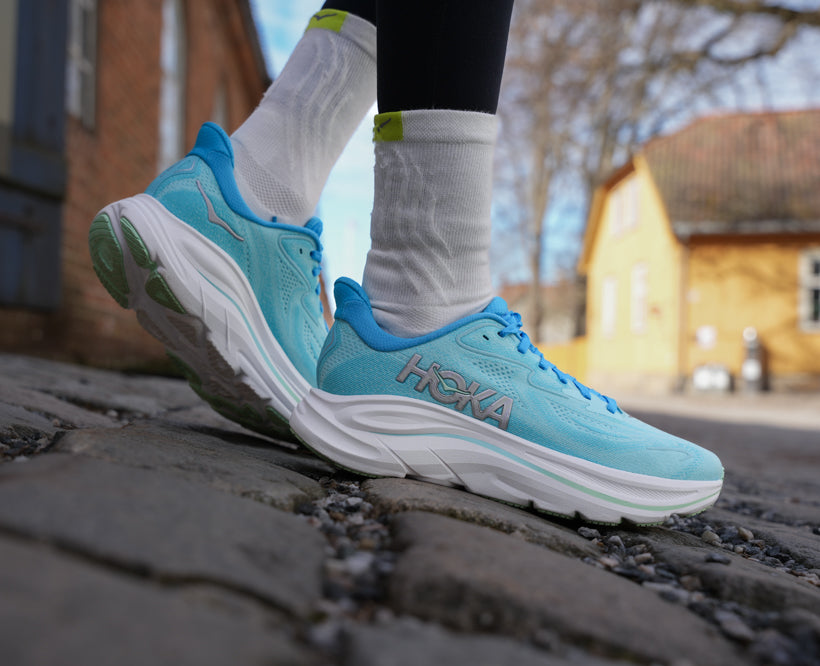 Clifton 10 (SKYW - Skyward Blue/Cielo Blue)