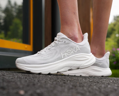 HOKA Clifton 10 Cosmic Grey / Stardust