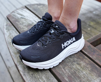 Hoka  ARAHI 8 Black / White