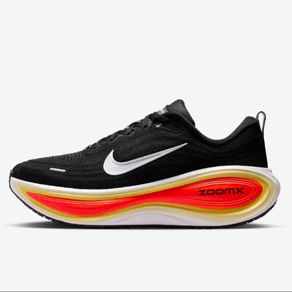 NIKE Vomero Plus
