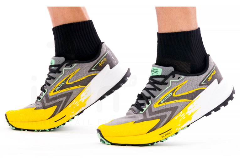 Brooks Catamount 3