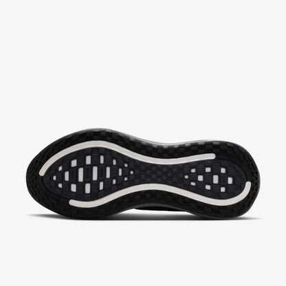 NIKE Vomero Plus