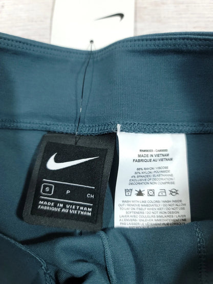 NIKE SPORTSWEAR TECH PACK THROWBACK UTILITY BIKE SHORTS ASH GREEN CU5785-058