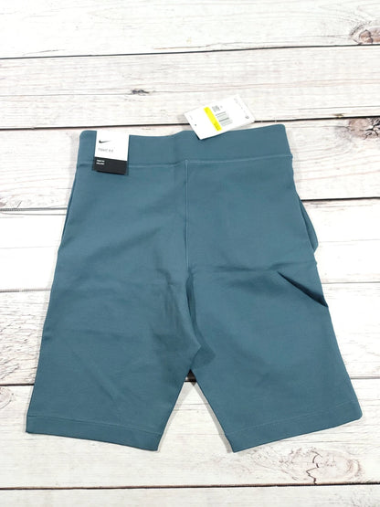 NIKE SPORTSWEAR TECH PACK THROWBACK UTILITY BIKE SHORTS ASH GREEN CU5785-058